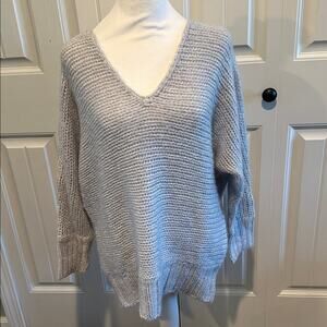 American Eagle Large Y2K Light Gray Wool/Mohair-Blend Open Knit V-Neck Sweater‎
